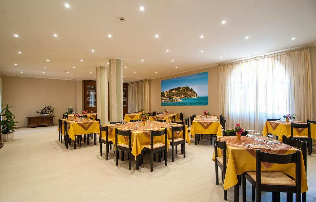 Hotel Marelba كافو المظهر الخارجي الصورة