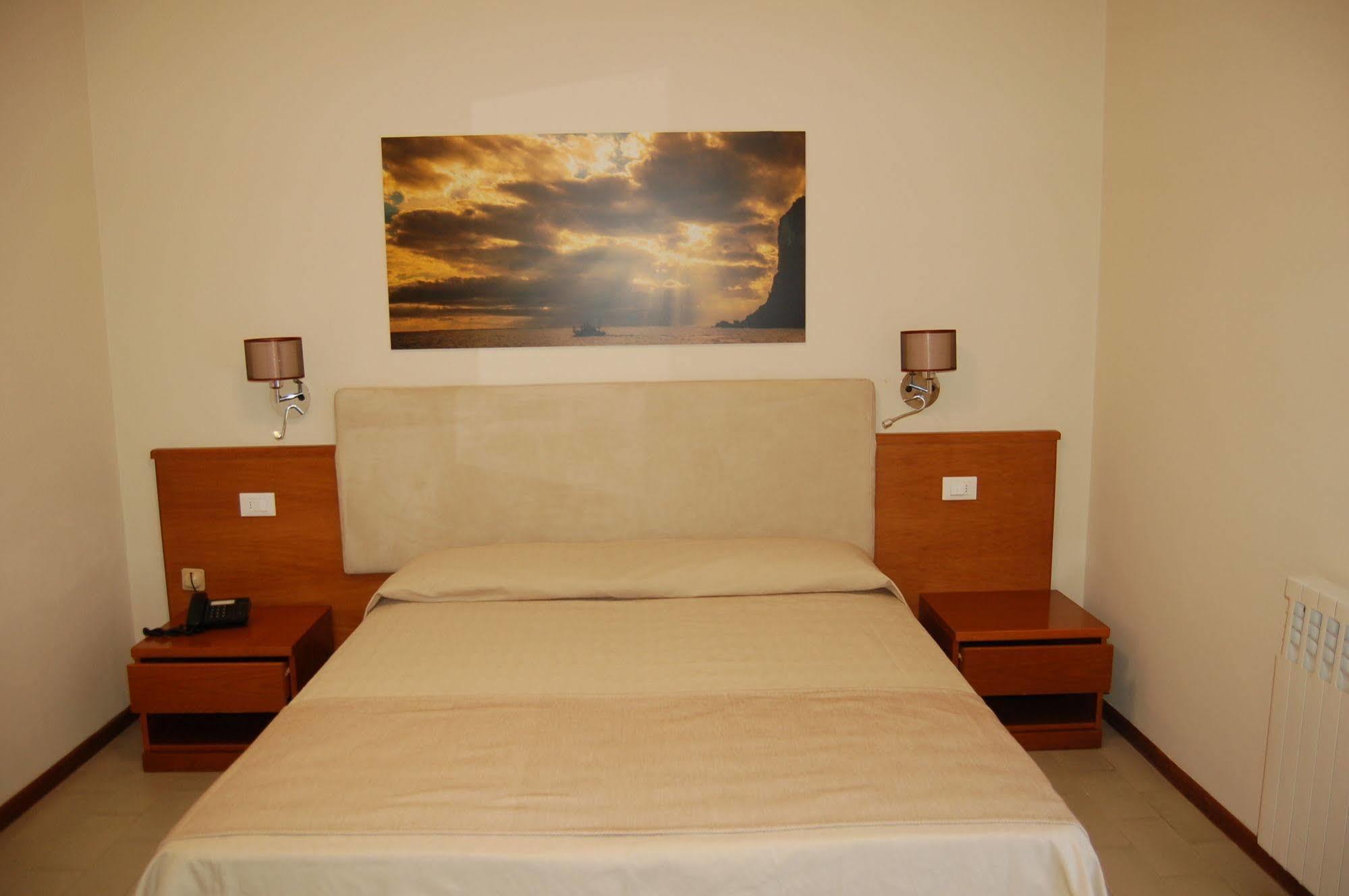 Hotel Marelba كافو المظهر الخارجي الصورة